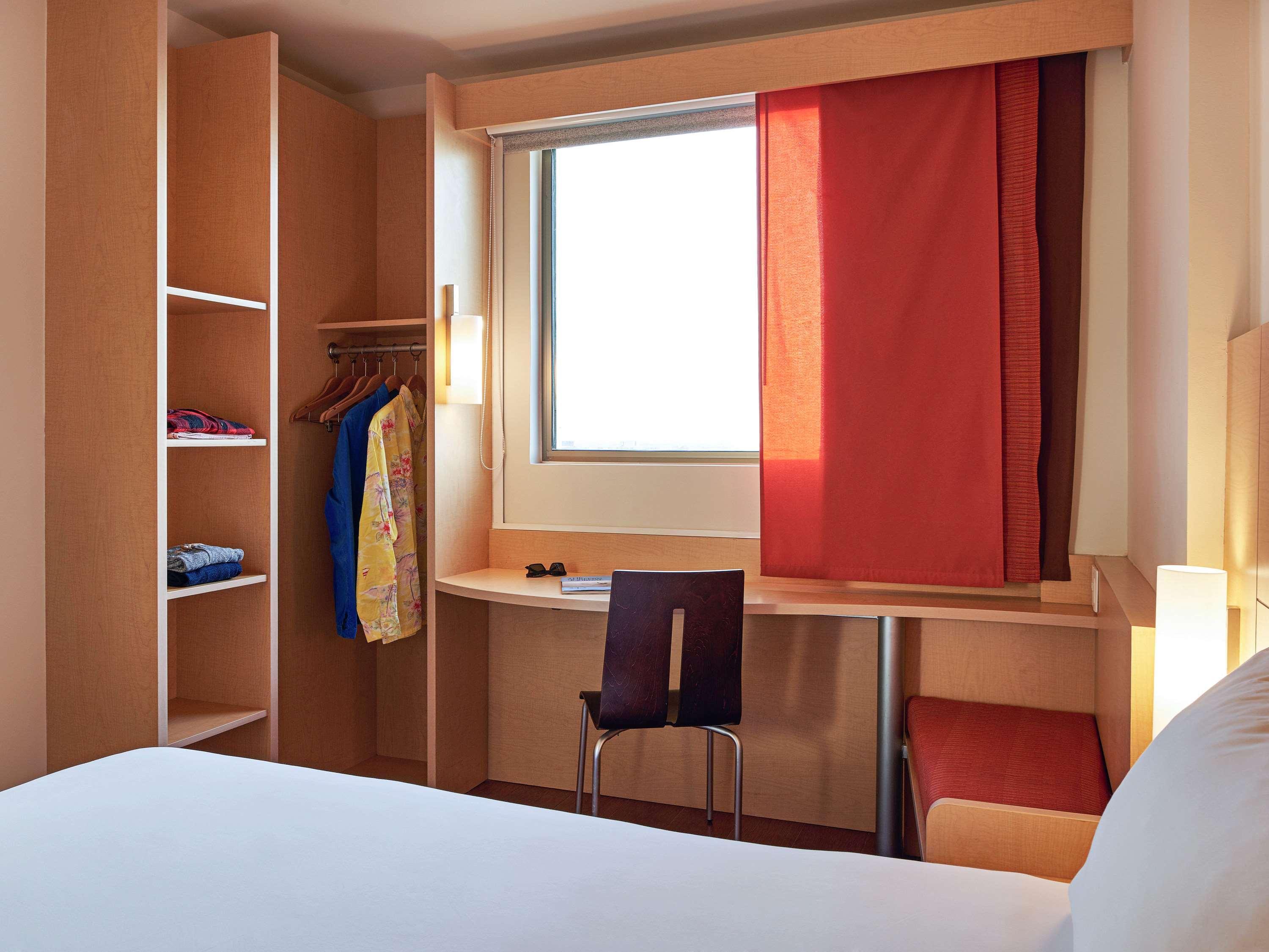 Ibis Cancun Centro Екстериор снимка