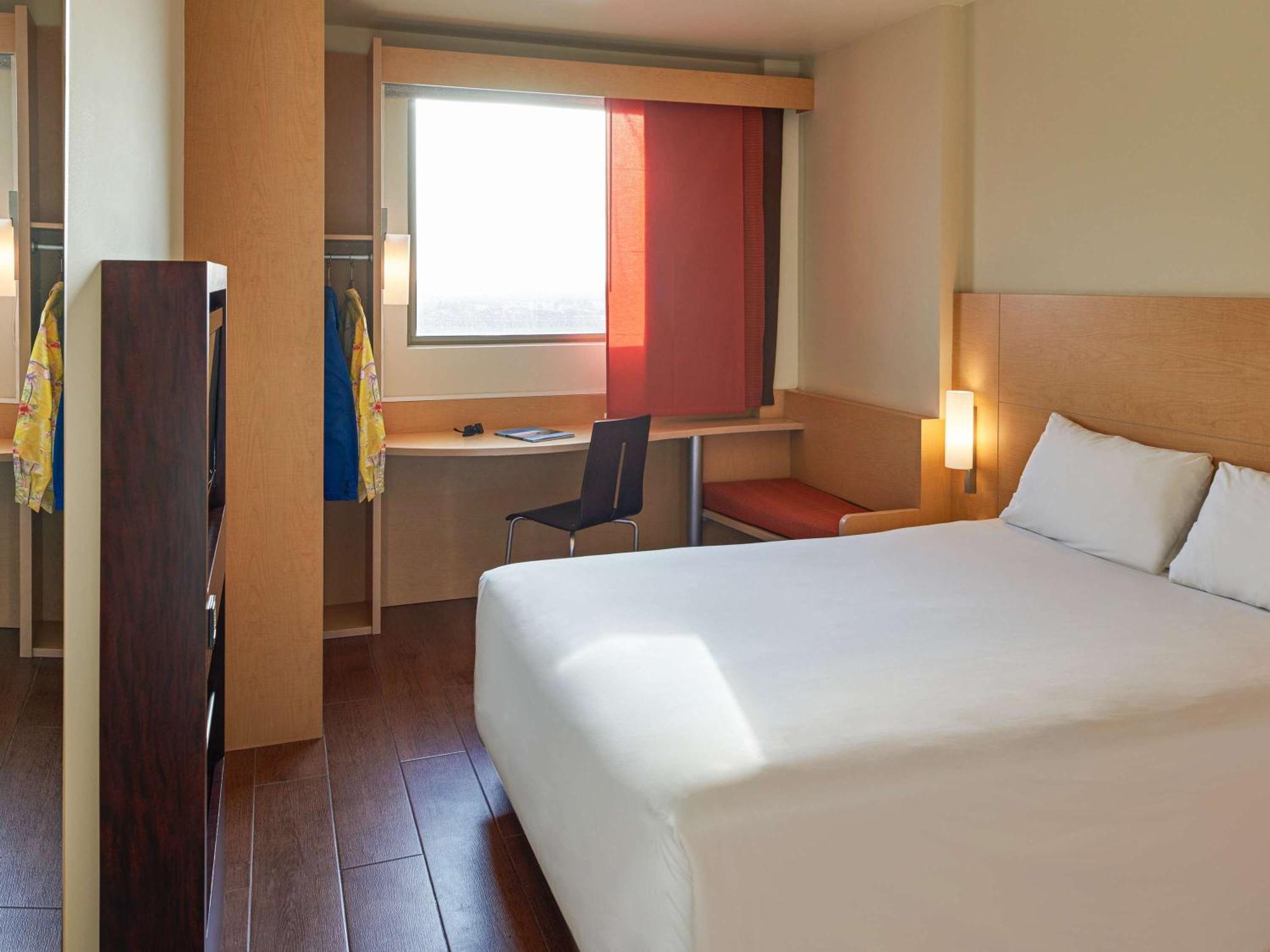 Ibis Cancun Centro Екстериор снимка