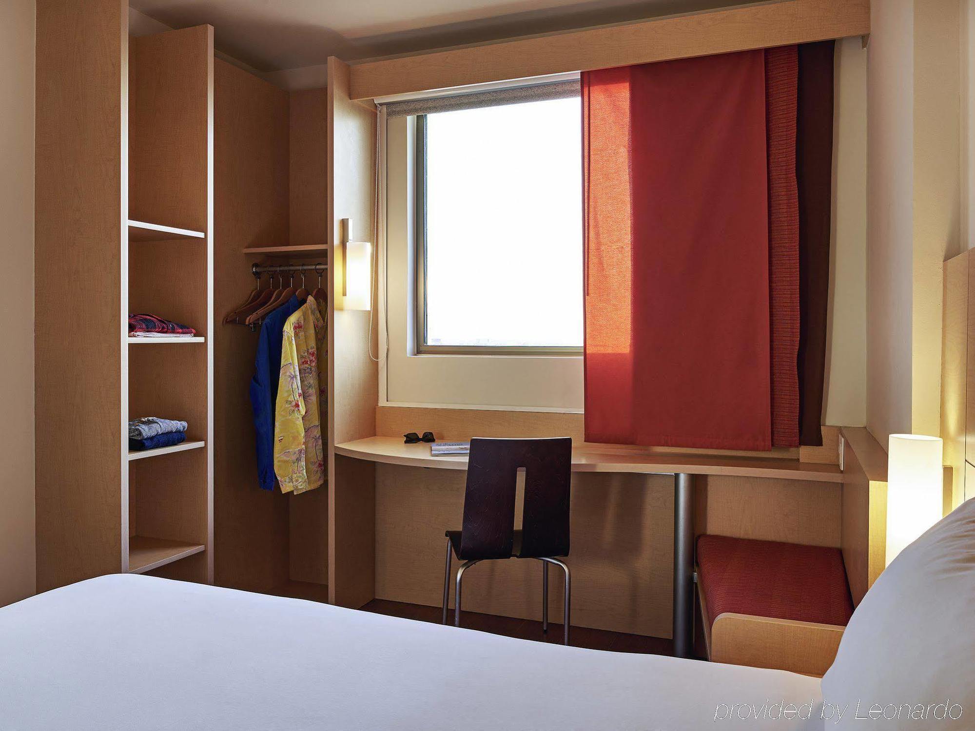 Ibis Cancun Centro Екстериор снимка