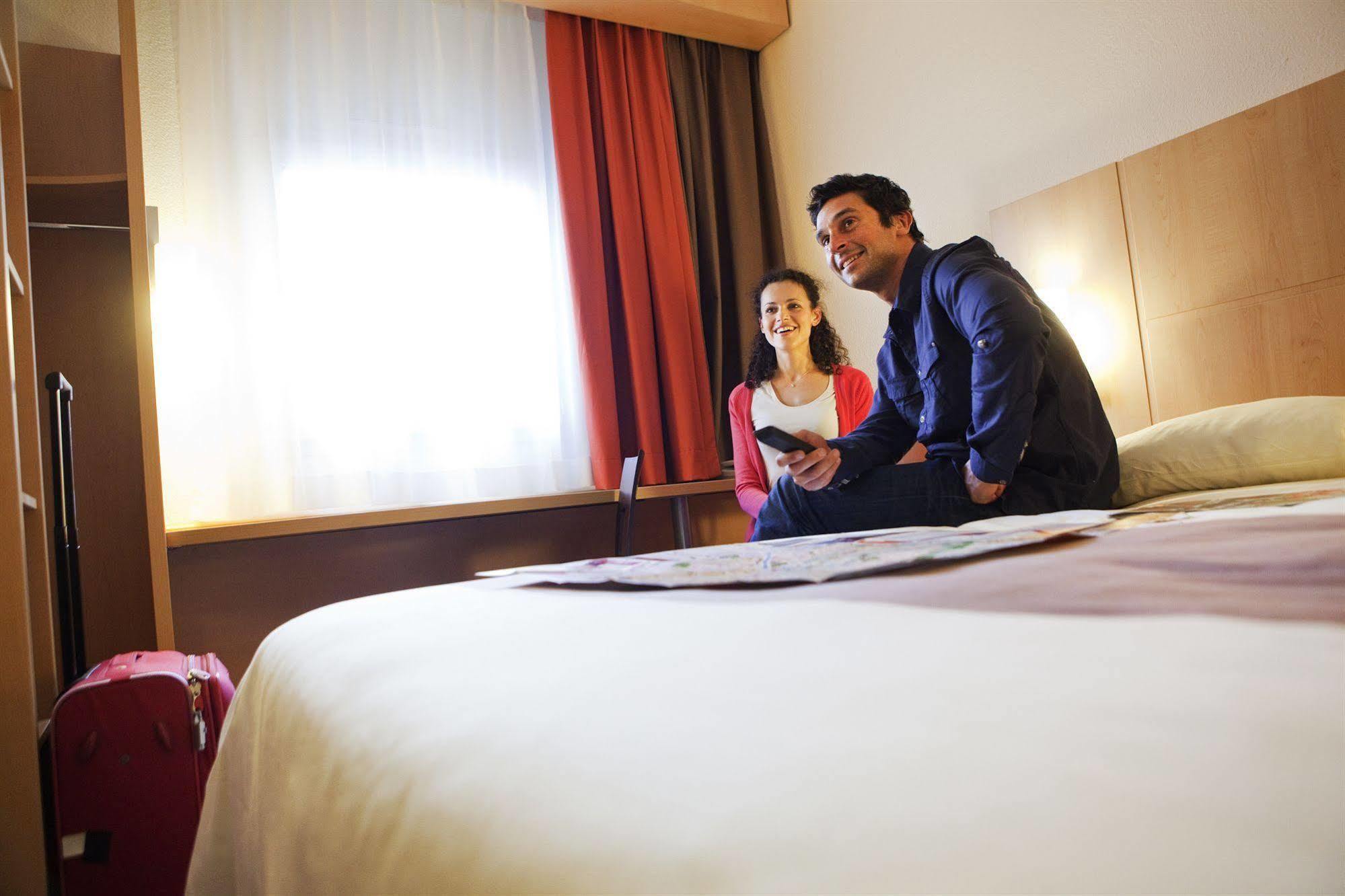 Ibis Cancun Centro Екстериор снимка